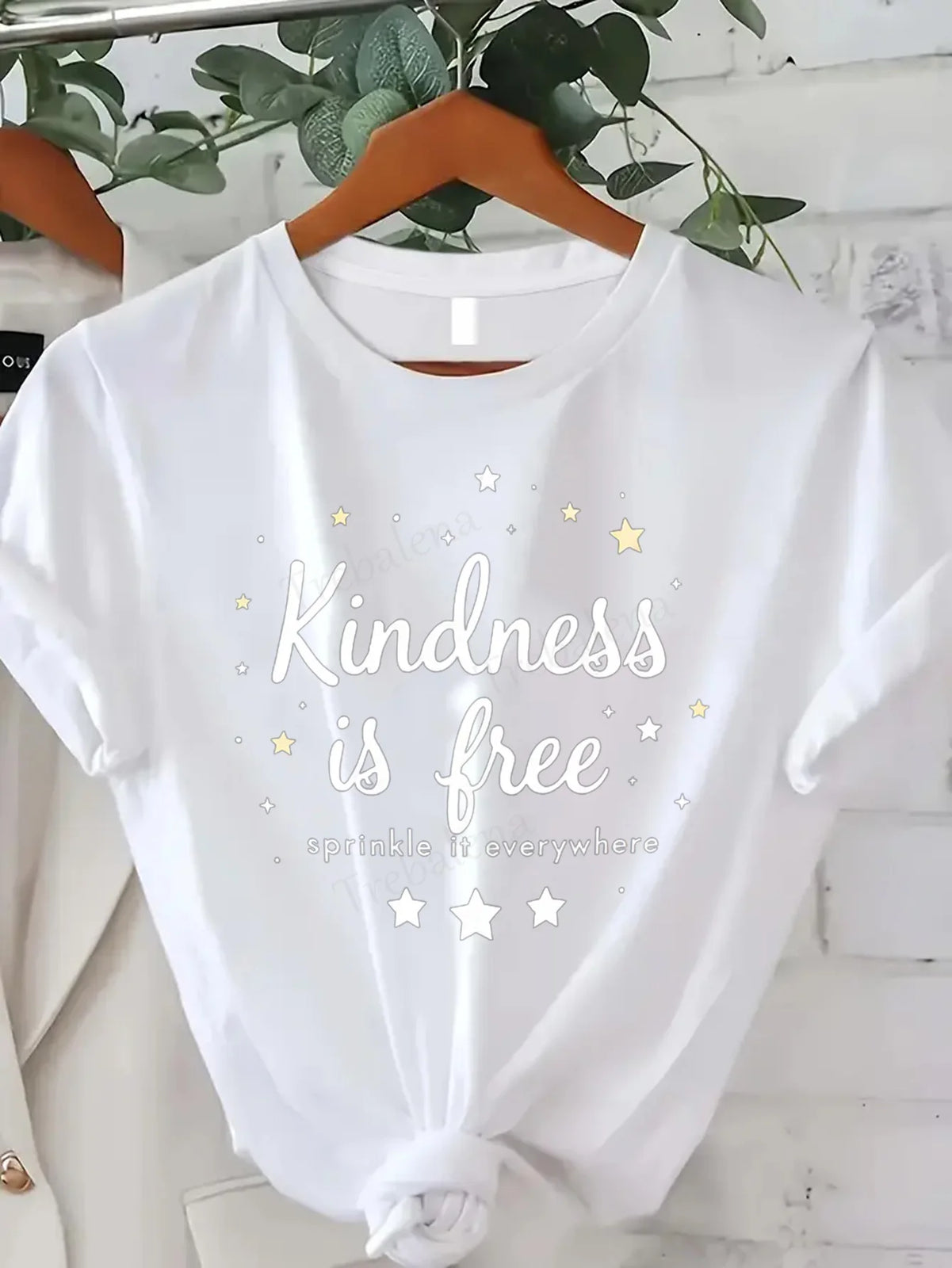 Women T-shirt Kindness is Free T-Shirt for Women - Cute Star Print Casual Top